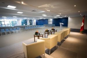 Konferenční prostory v ubytování Golden Tulip El Mechtel + 37 fotografií