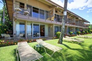 Um jardim no exterior de Pikake Unit A6