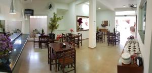 מסעדה או מקום אחר לאכול בו ב-Hotel Jeremias