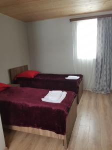 Letto o letti in una camera di Guest House Khergiani