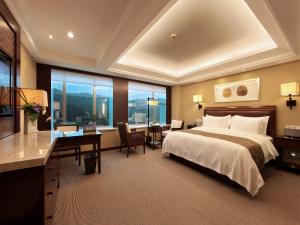 Foto da galeria de Narada Grand Hotel Zhejiang em Hangzhou