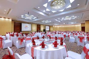 Gallery image of Grand Candi Hotel in Semarang