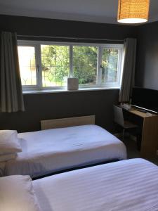 Gallery image of Haymills Guesthouse in Solihull +54 photos