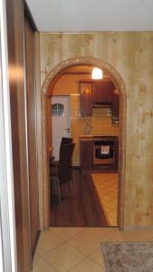 Kuchnia lub aneks kuchenny w obiekcie Apartament Krystyna