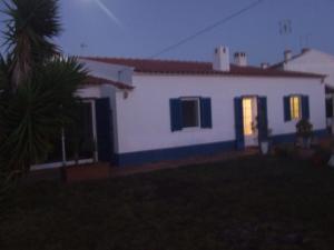 アルモグラヴェにあるCasalmograve beach houseのギャラリーの写真