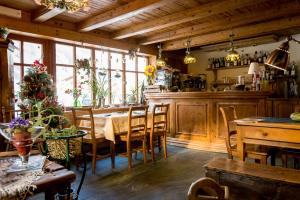 Restaurace v ubytování Hotel Lyshaus