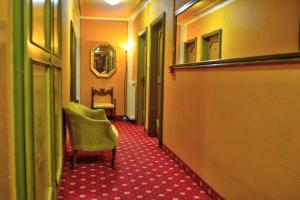Posezení v ubytování Hotel Alle Alpi