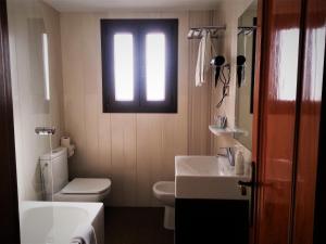 Kúpeľňa v ubytovaní Hotel Alameda Málaga