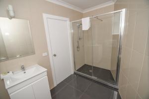 Koupelna v ubytování Dandenong Motel