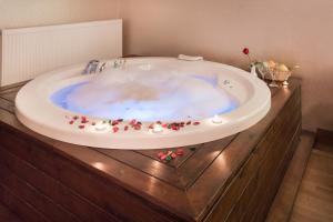 Фотография из галереи Sera Lake Resort Hotel Spa & Aparts в Трабзоне