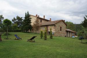 A garden outside Agriturismo La Provenca