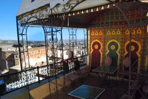 A balcony or terrace at Dar Hafsa