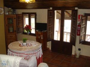 TV a/nebo společenská místnost v ubytování Apartamentos Azahar
