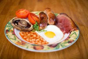 Food at or somewhere near the bed & breakfast 