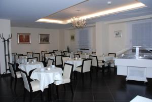 Restaurace v ubytování Hotel Hamann + 24 fotografií
