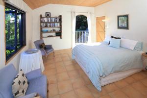 Postel nebo postele na pokoji v ubytování La Maisonette - Stay Waiheke