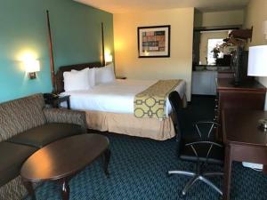 Gallery image of Baymont Inn & Suites in Florence