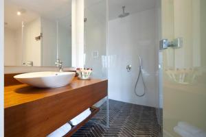 Koupelna v ubytování The Rothschild Hotel - Tel Aviv's Finest