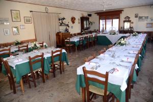 Gallery image of Albergo Ristorante Villa Svizzera in Vidiciatico +60 photos