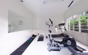 Fitness centrum a/nebo fitness zařízení v ubytování Hotel Curitiba Campo Comprido