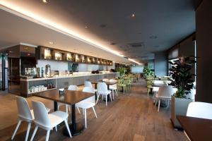 Lounge nebo bar v ubytování Hotel Park Habio