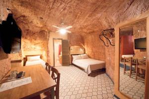 庫伯佩迪的住宿－地下汽車旅館，相簿中的一張相片