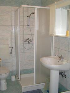 Ванна кімната в Apartments Paloma Blanca