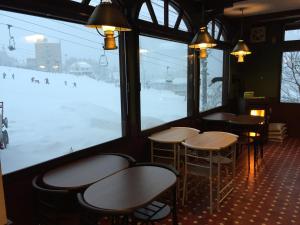 Red Gate Lodge зимой