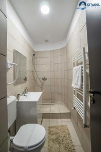 Phòng tắm tại Citadel Aparthotel