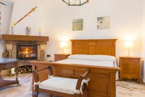 Postel nebo postele na pokoji v ubytování Casa Glorieta en Villa de Nijar con piscina