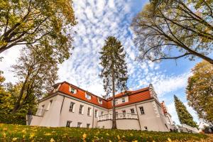 Afbeelding uit fotogalerij van Dwór Sanna in Wierzchowiska