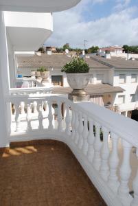 Un balcón o terraza de Apartamentos Las Americas - Blanes Beach