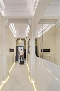 Лобби или стойка регистрации в Hotel Sagrada Familia Apartments