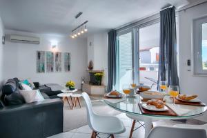 Posezení v ubytování Seafront Suites Maja