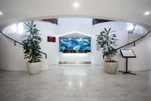 Lobbyn eller receptionsområdet på Estalagem do Mar