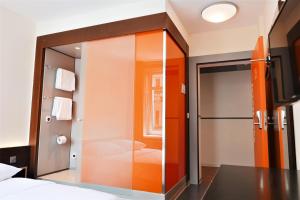 Voodi või voodid majutusasutuse easyHotel Zürich City Centre toas