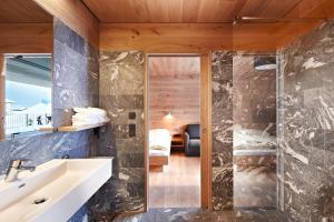 Un baño de Smaragdresort
