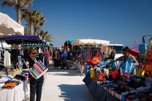 Gjester på Le Nautilus - 2 adultes 3 enfants - Canet Plage - Vue Mer - Place Mediterranée