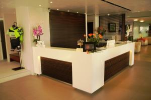 Ο χώρος του λόμπι ή της ρεσεψιόν στο Hotel Poker +52 φωτογραφίες