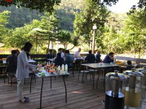 Επισκέπτες που μένουν στο Khaokhab Lodge
