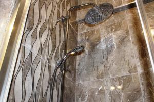Bathroom sa Ararat Hotel