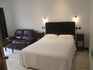 Postel nebo postele na pokoji v ubytování Kilbree House B&B
