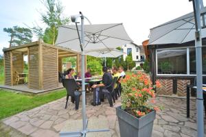Hosté ubytování Logis - Hotel Restaurant La Mire