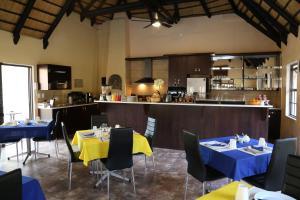Capbon Guesthouse tesisinde mutfak veya mini mutfak