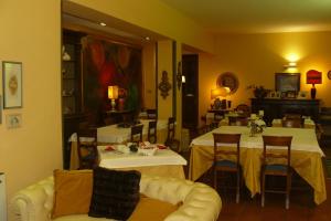 Posezení v ubytování Hotel La Rocca