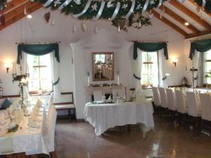 Restaurace v ubytování Gasthof Bischofsmühle