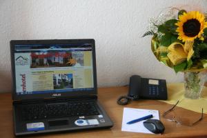 TV a/nebo společenská místnost v ubytování Berghotel Steiger - Erzgebirge