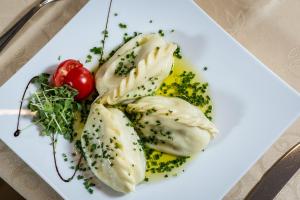 Jedzenie w hotelu lub w pobliżu