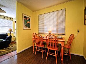 Billede fra billedgalleriet på Palm Place 1 - Sabal Palm Beach getaway 624 i Clearwater Beach + 14 billeder