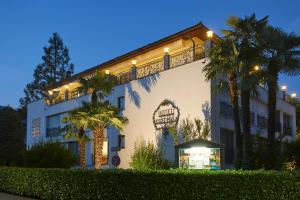 Zgradba, v kateri se nahaja hotel